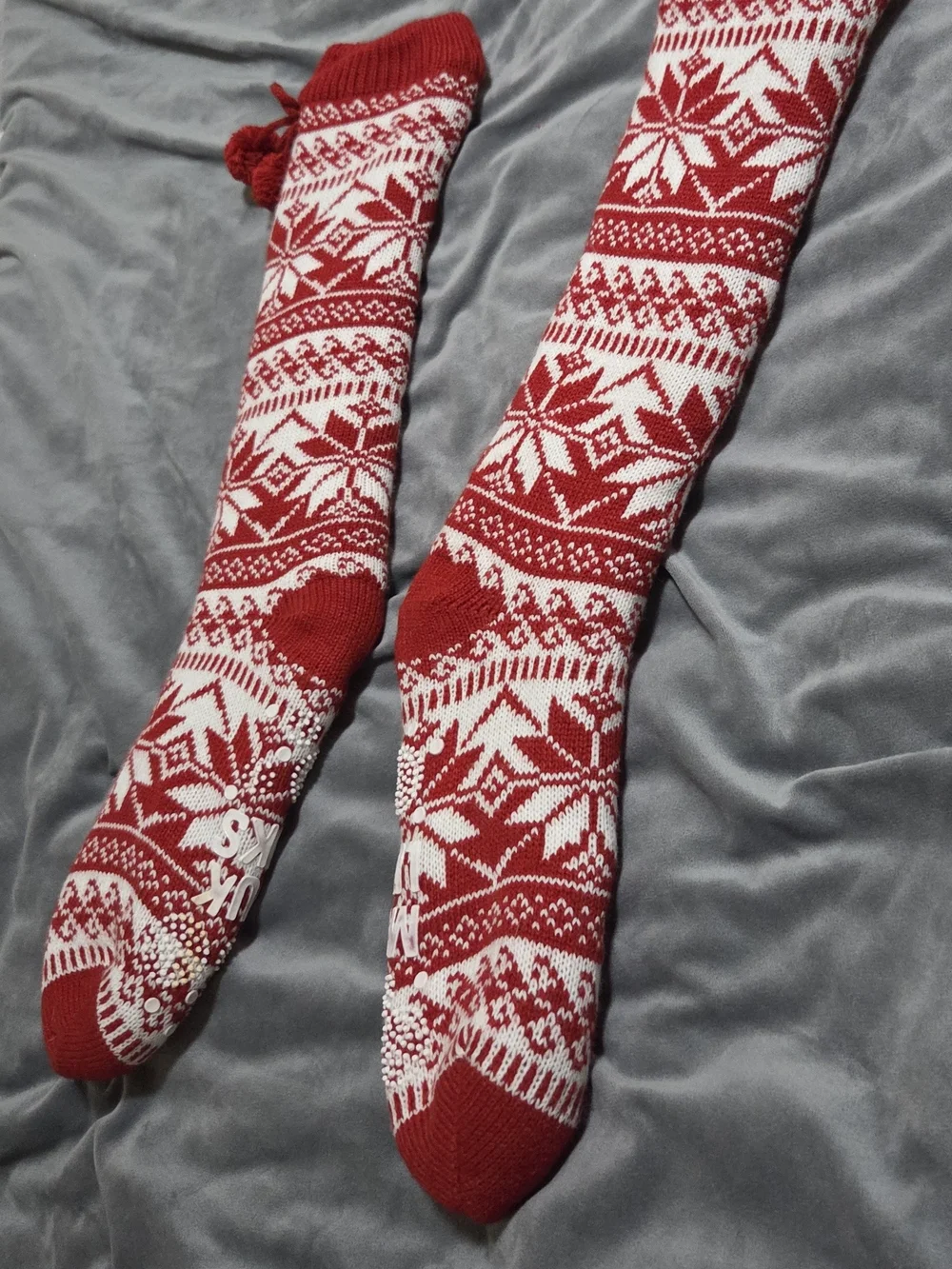 Red & White Fair Isle Knee-High Socks - Men